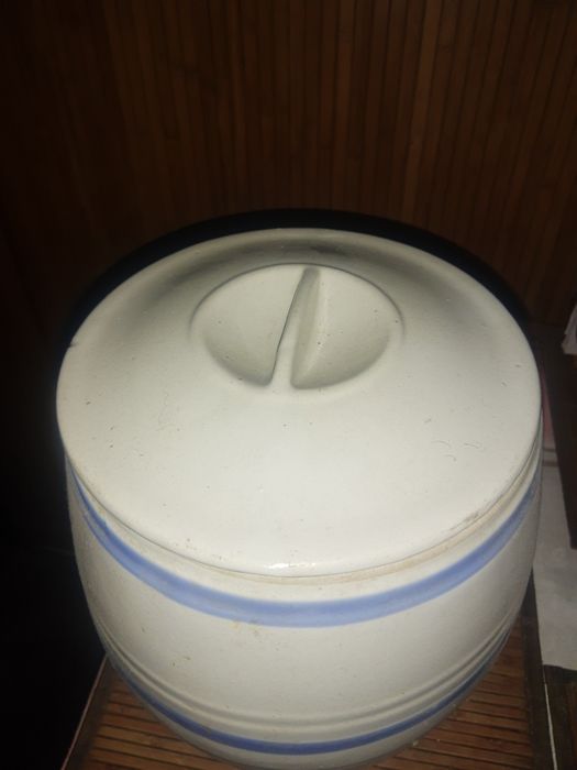 Продам бочонок керамический