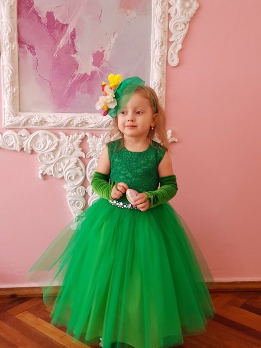 Прокат карнавальних костюмів