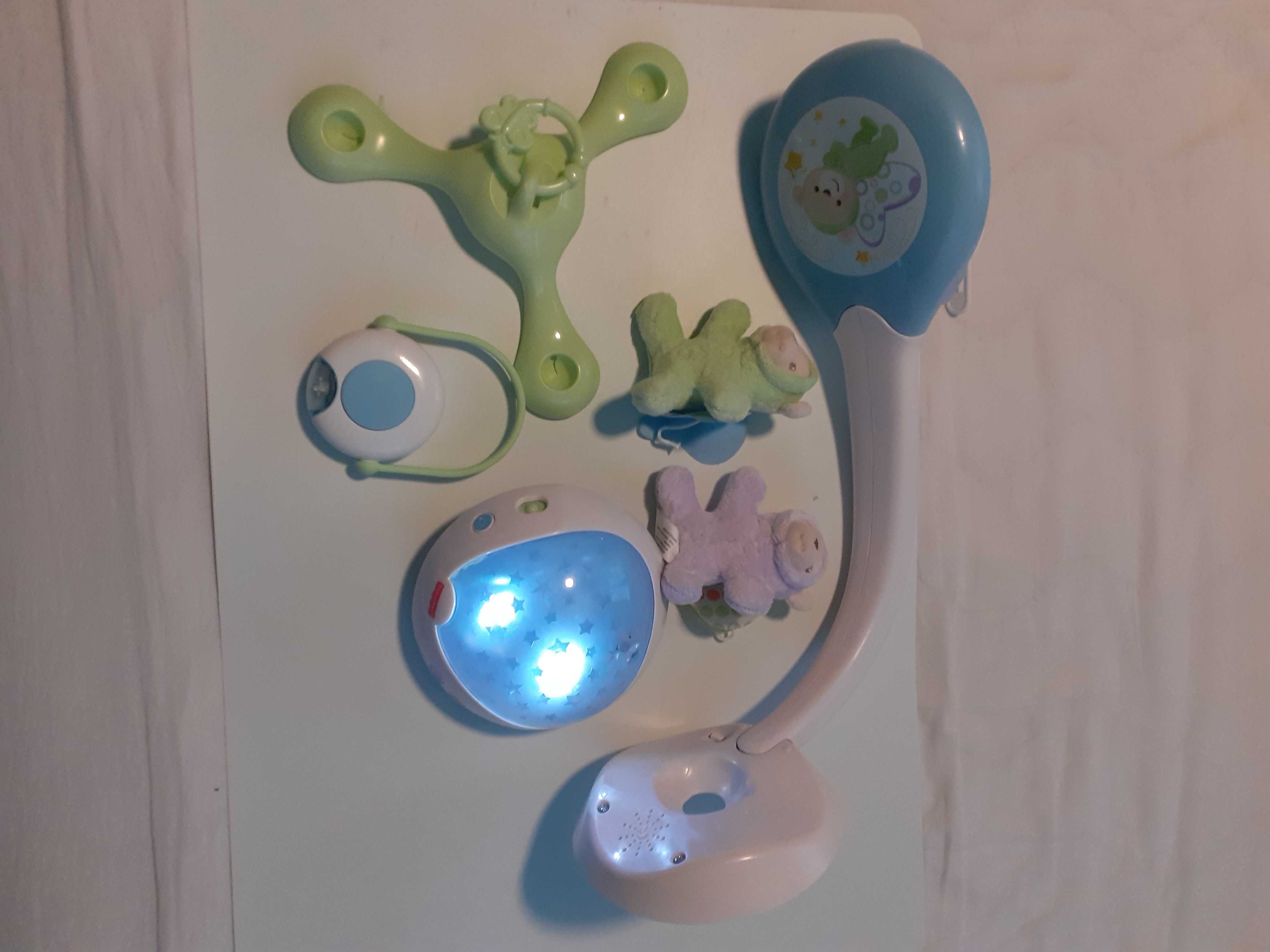 Fisher-Price Karuzela z misiami 3 w 1