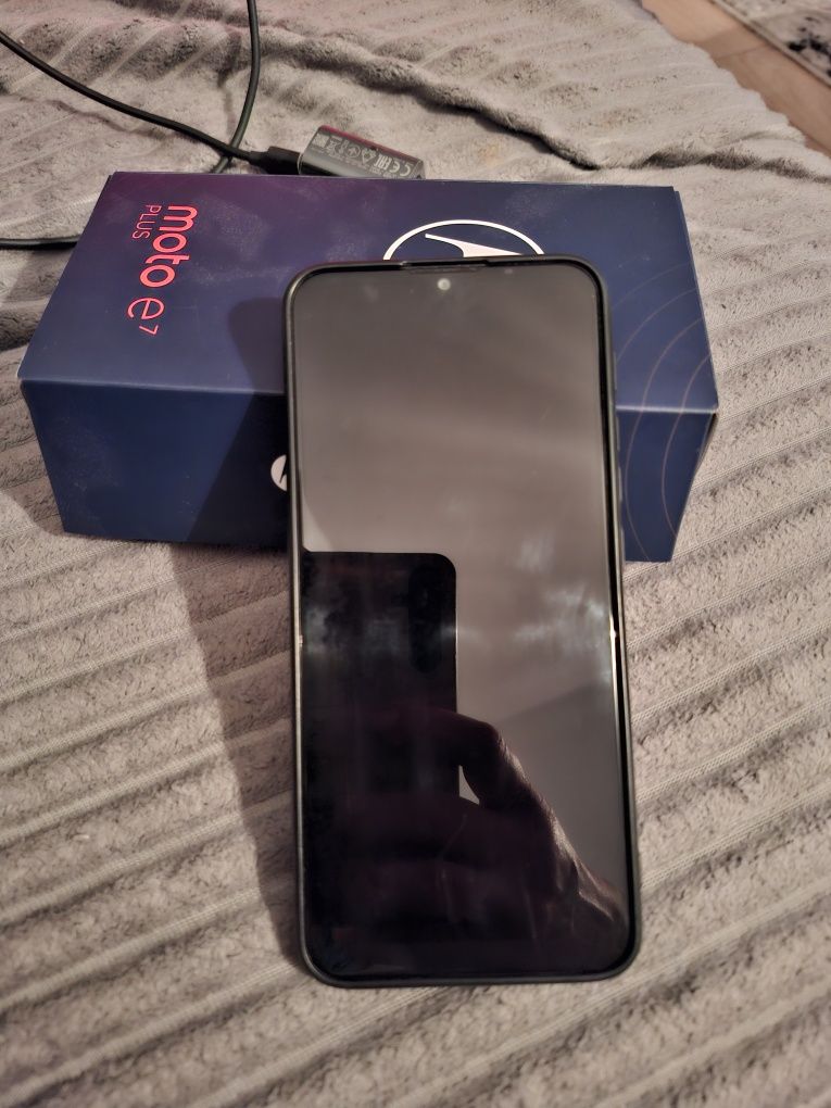 Motorola e7 plus