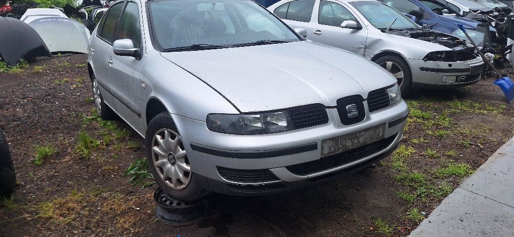 Seat leon caly na części ls7n kod lakieru 1.4 axp