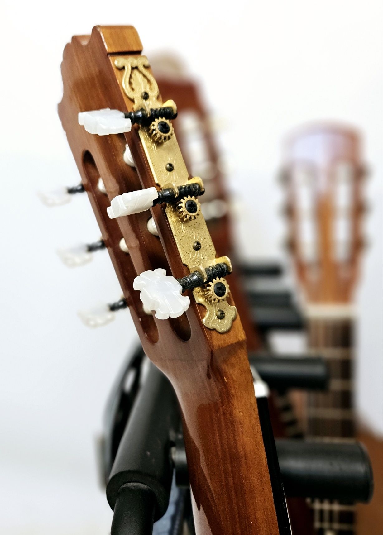 Gitara klasyczna Yamaha G-235 z 1980 roku w bardzo dobrym stanie