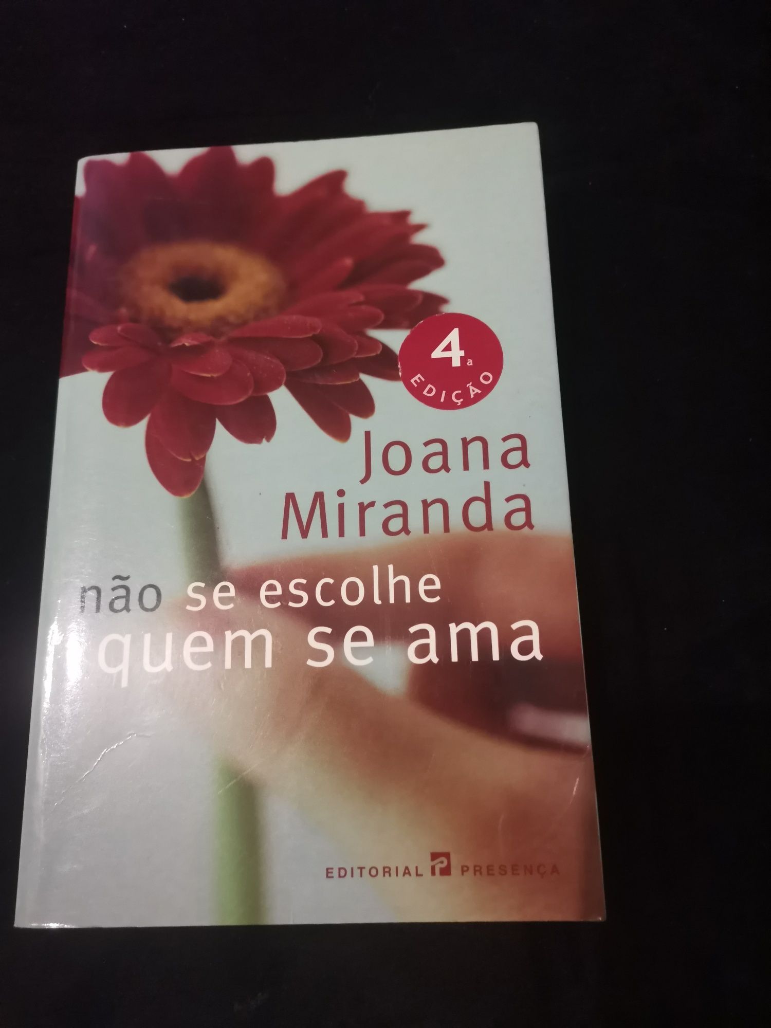 Livro não se escolhe quem se ama