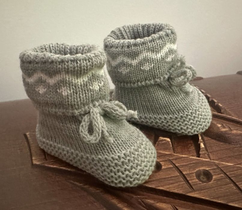 Botinhas Rosa + Cinza Bebé Novas