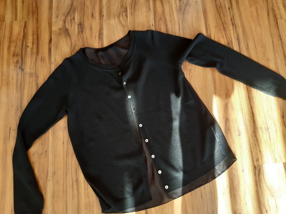 Czarny sweterek elegancki