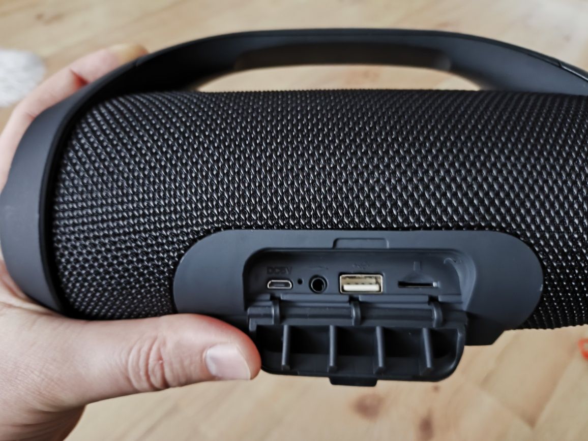 BOOMBOX Głośnik bezprzewodowy.