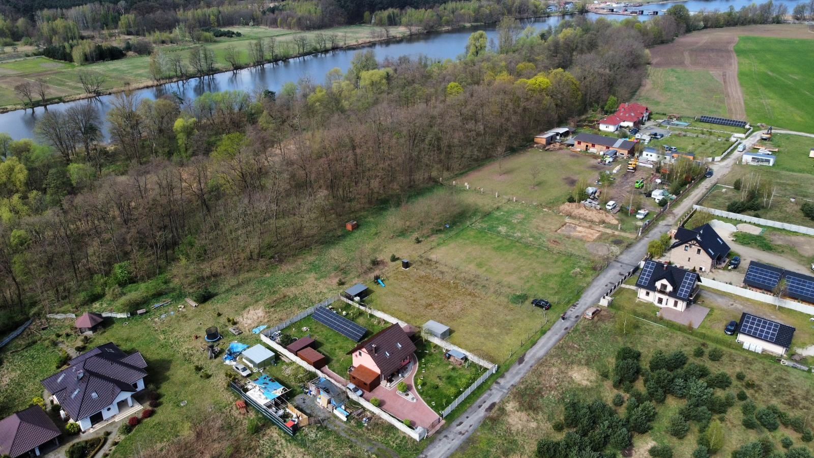 Sprzedam działkę budowlaną 10arów