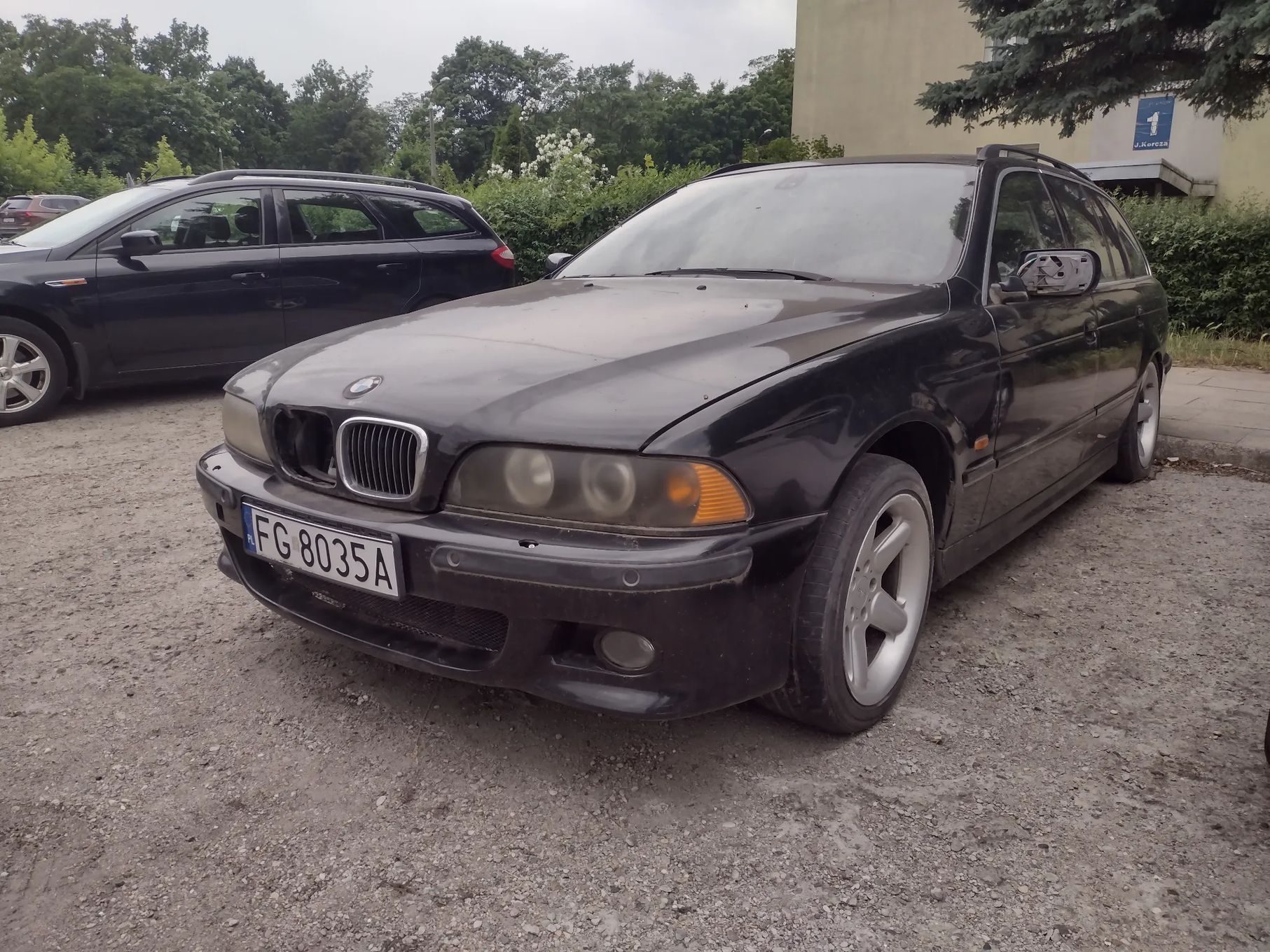 BMW Seria 5 540i 4.4 M pakiet AC Schnitzer alu import Szwajcaria