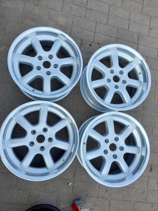 Felgi Ronal CENTRA 5x120 et13  BMW 5 E39 E34 7 E38 E32 8 E31, 17&quot; 4x8,5&quot;