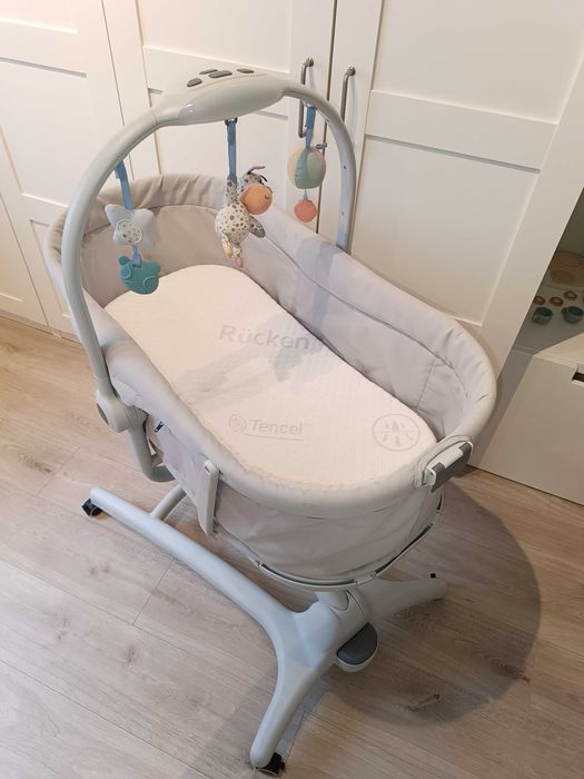 Chicco Baby Hug 4w1 z dodatkowym materacem marki Ruken