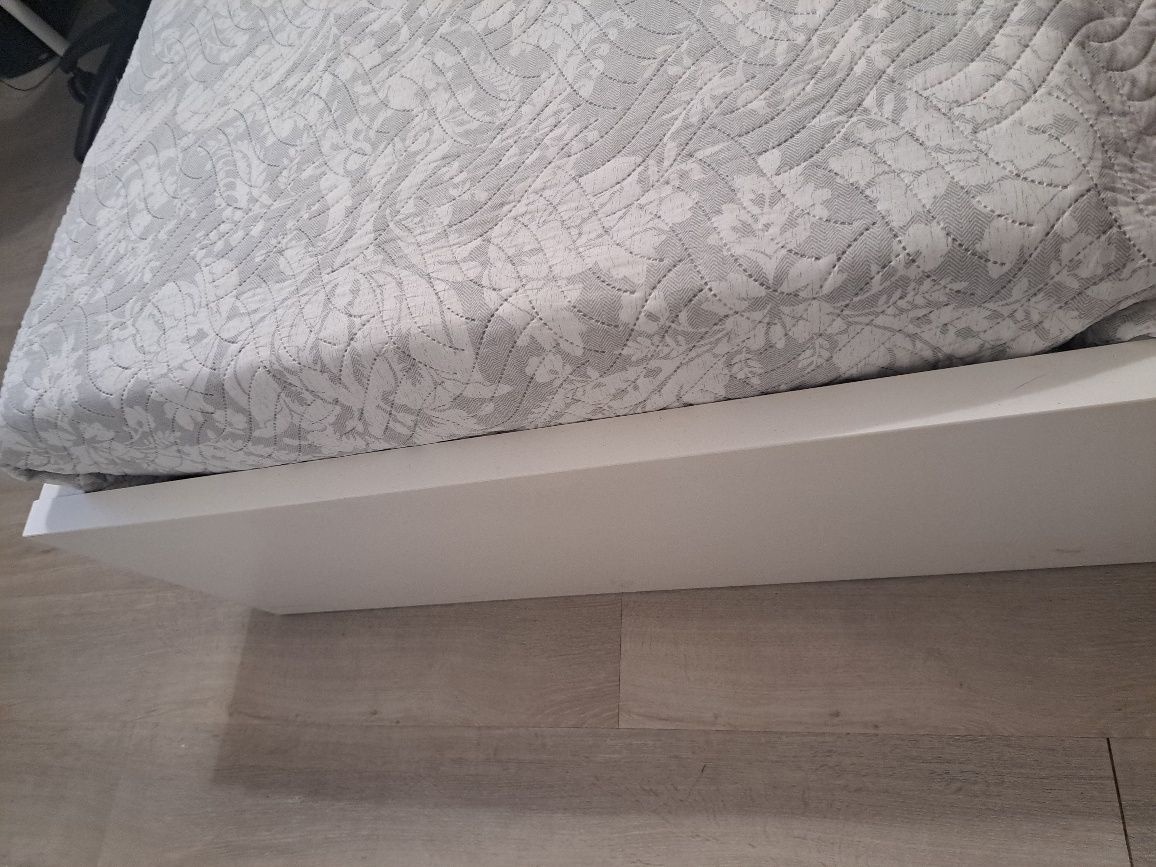 Cama de solteiros