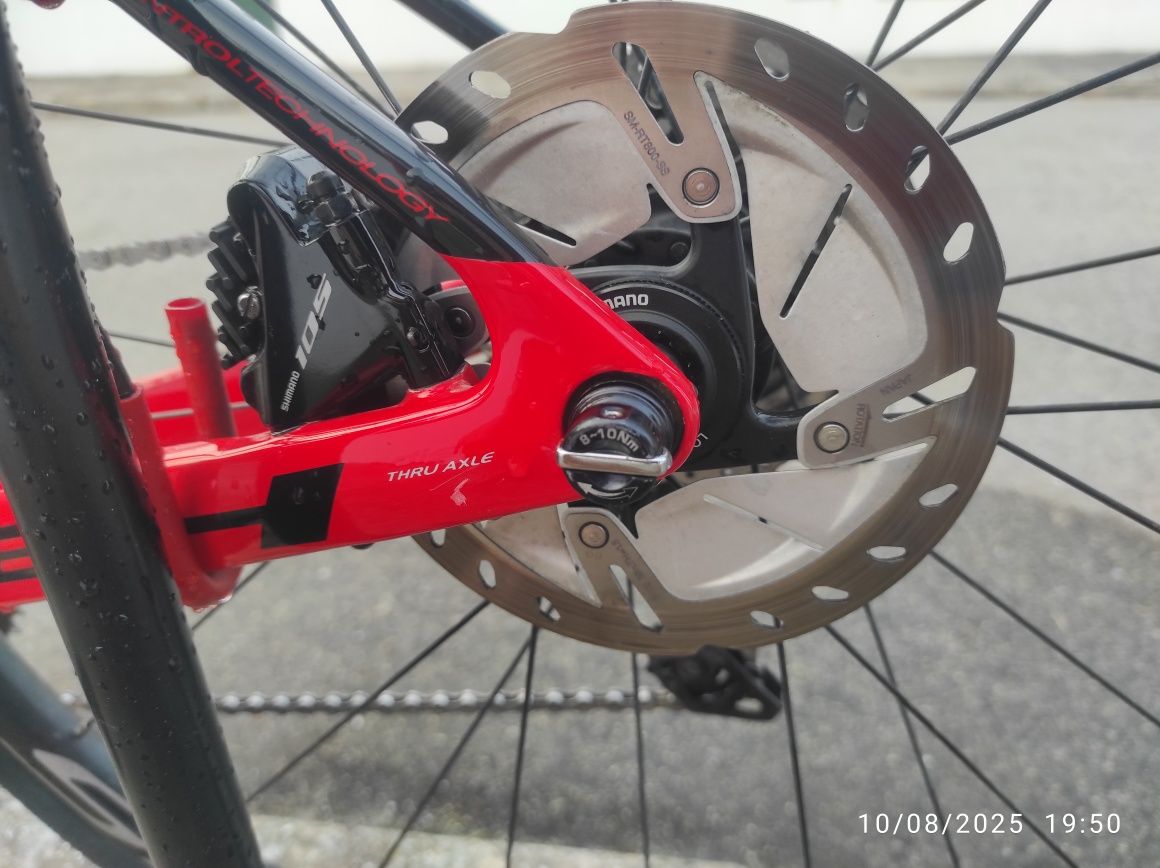 Bicicleta estrada BH Quartz 1.5 carbono