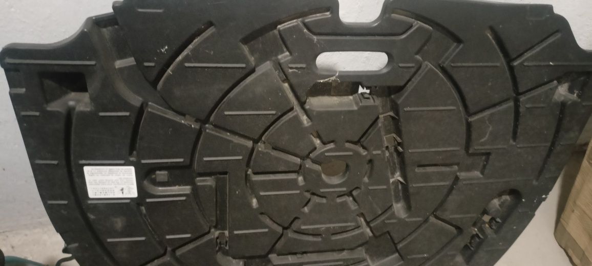Mazda 6 wkład bagażnika koła klucze lewarek