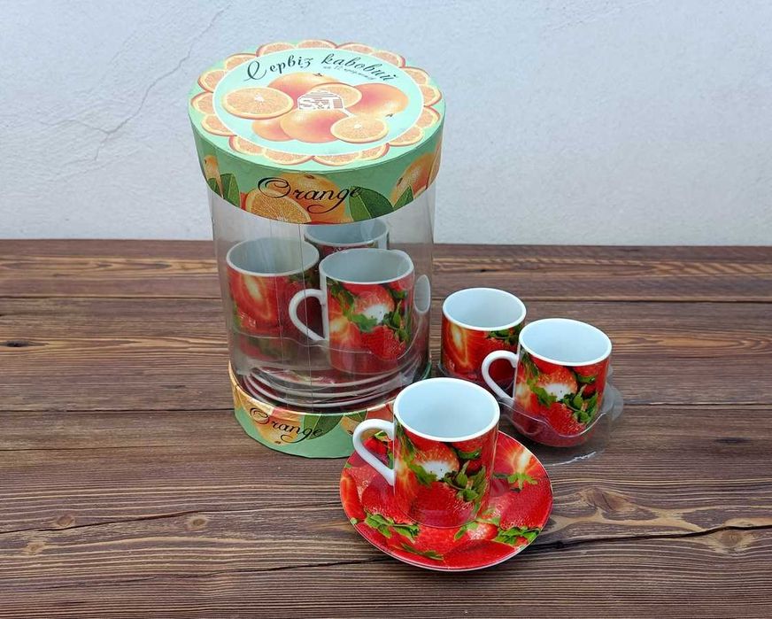 Подарунковий кавовий сервіз на 12 предметів "Полуничка" від S&T