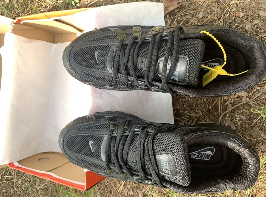 Кросівки nike p6000