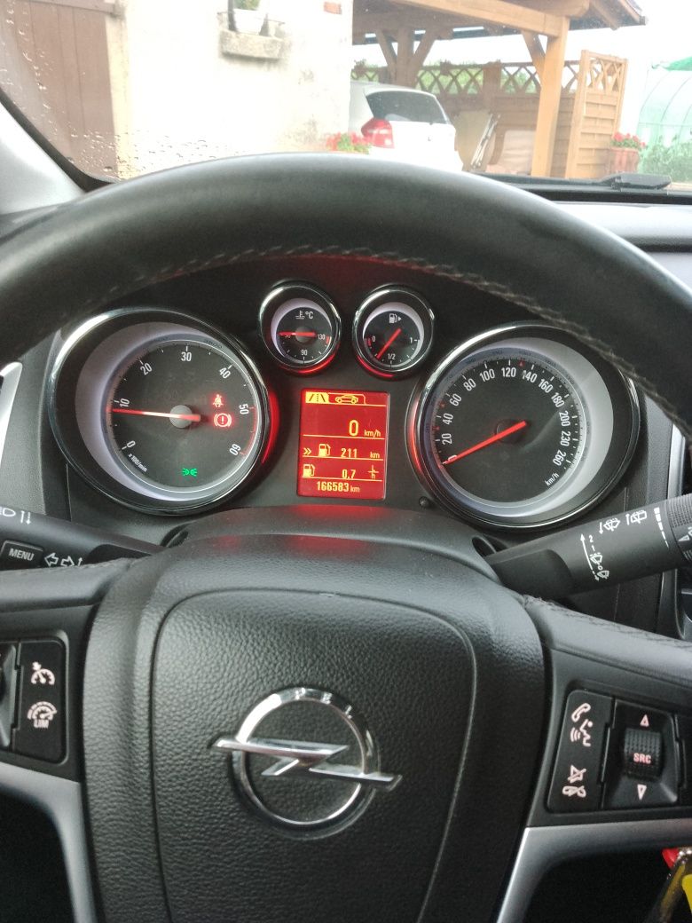 Opel Astra J 2014rok 1.7cdti 110PS mechanicznie w bdb stanie Okazja !!
