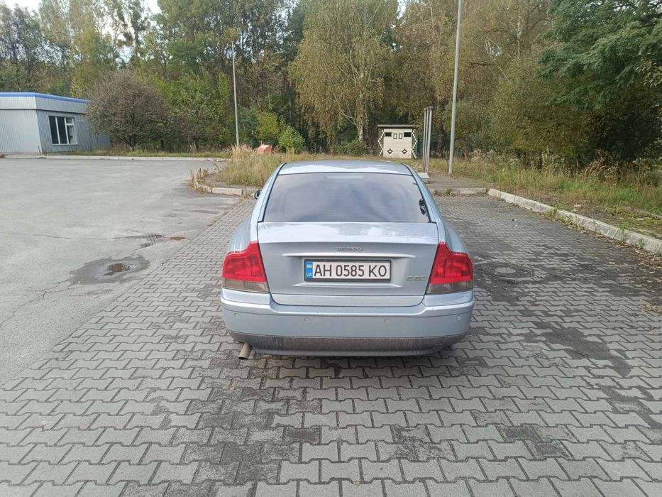 Продам Volvo S60 2.4