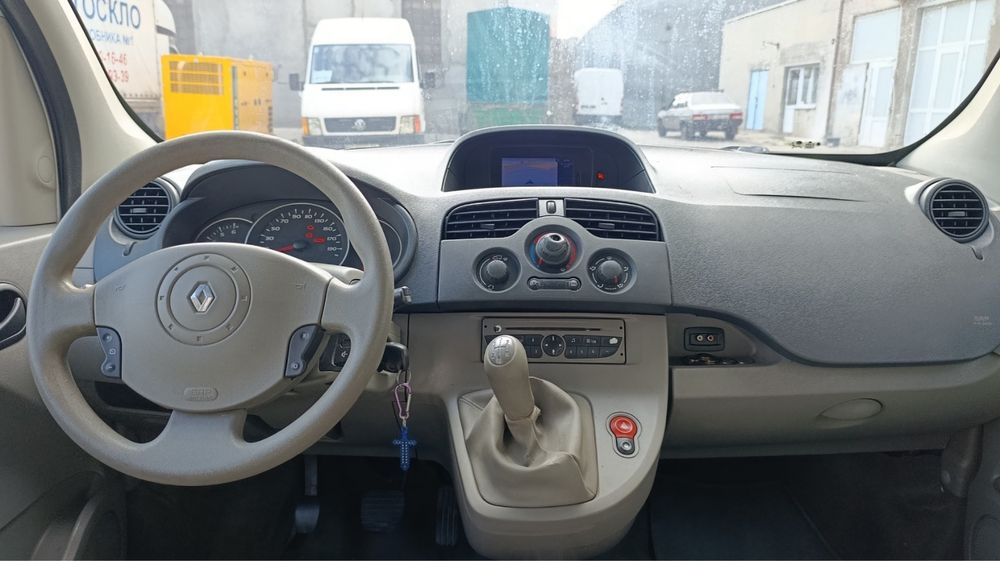 Рассрочка Renault Keangoo 400$ в месяц