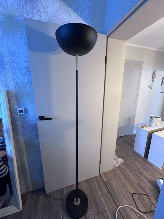 Lampa czarna zlote elementy