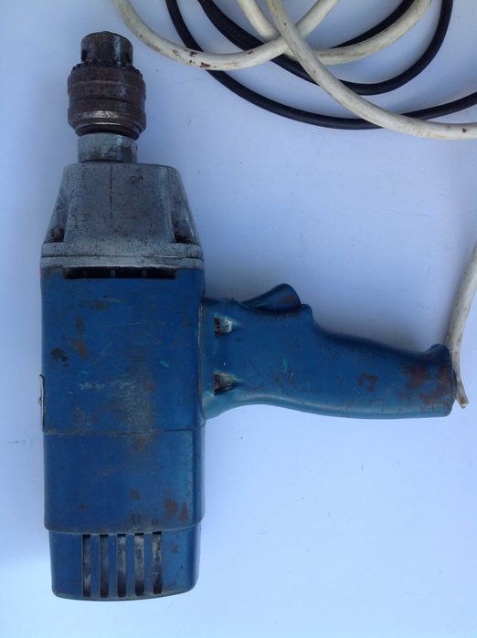 Дрель электрическая ИЭ2201 СССР (есть люфт вала)