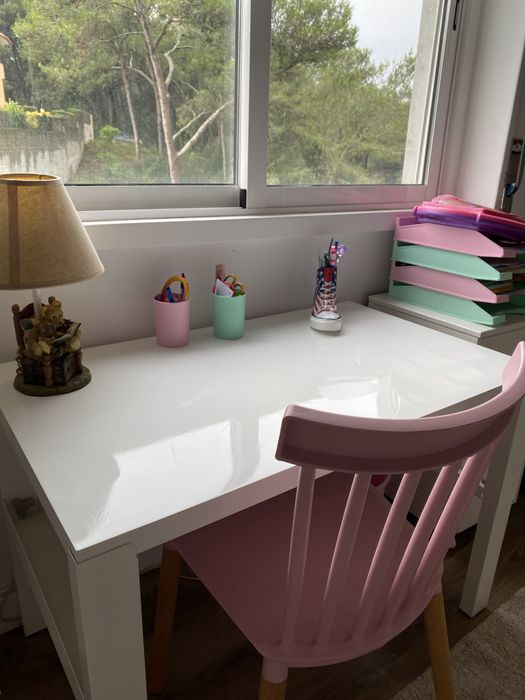 Vende-se secretarária PAHL