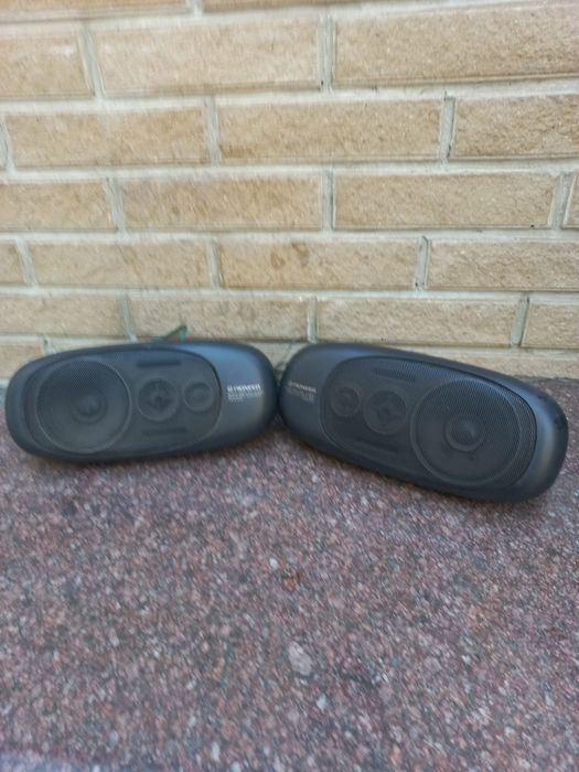 Продаю автоколонки Pioneer