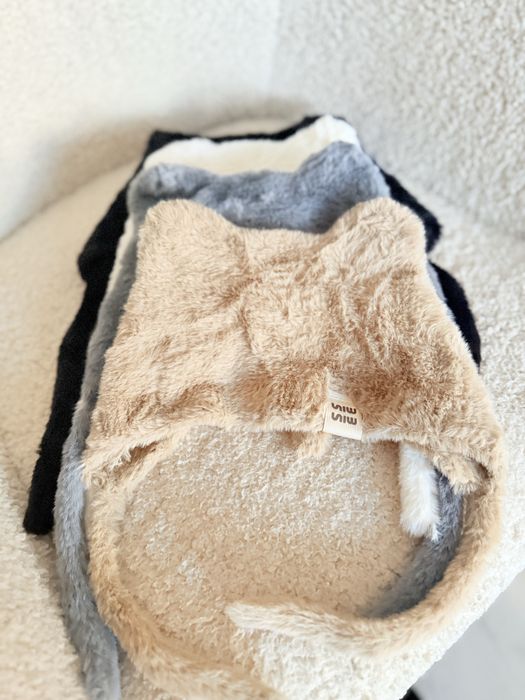 Плюшева шапка з вушками шапка вушанка осінь зима беж біла чорна сіра