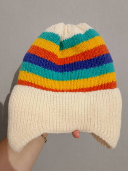 Czapka na uszy Nowa kolorowa czapka
