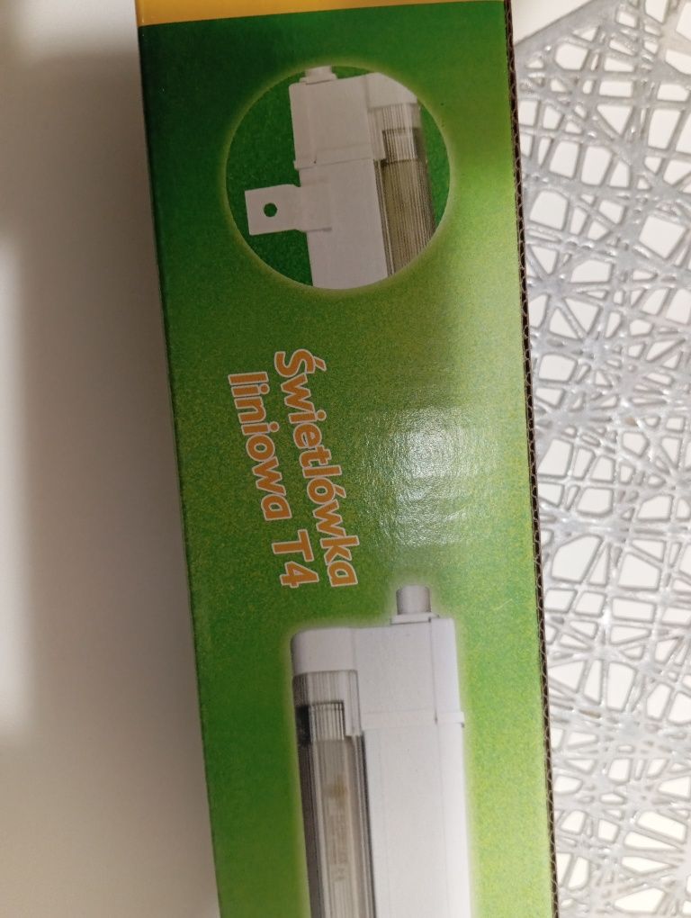 Świetlówka liniowa T4
