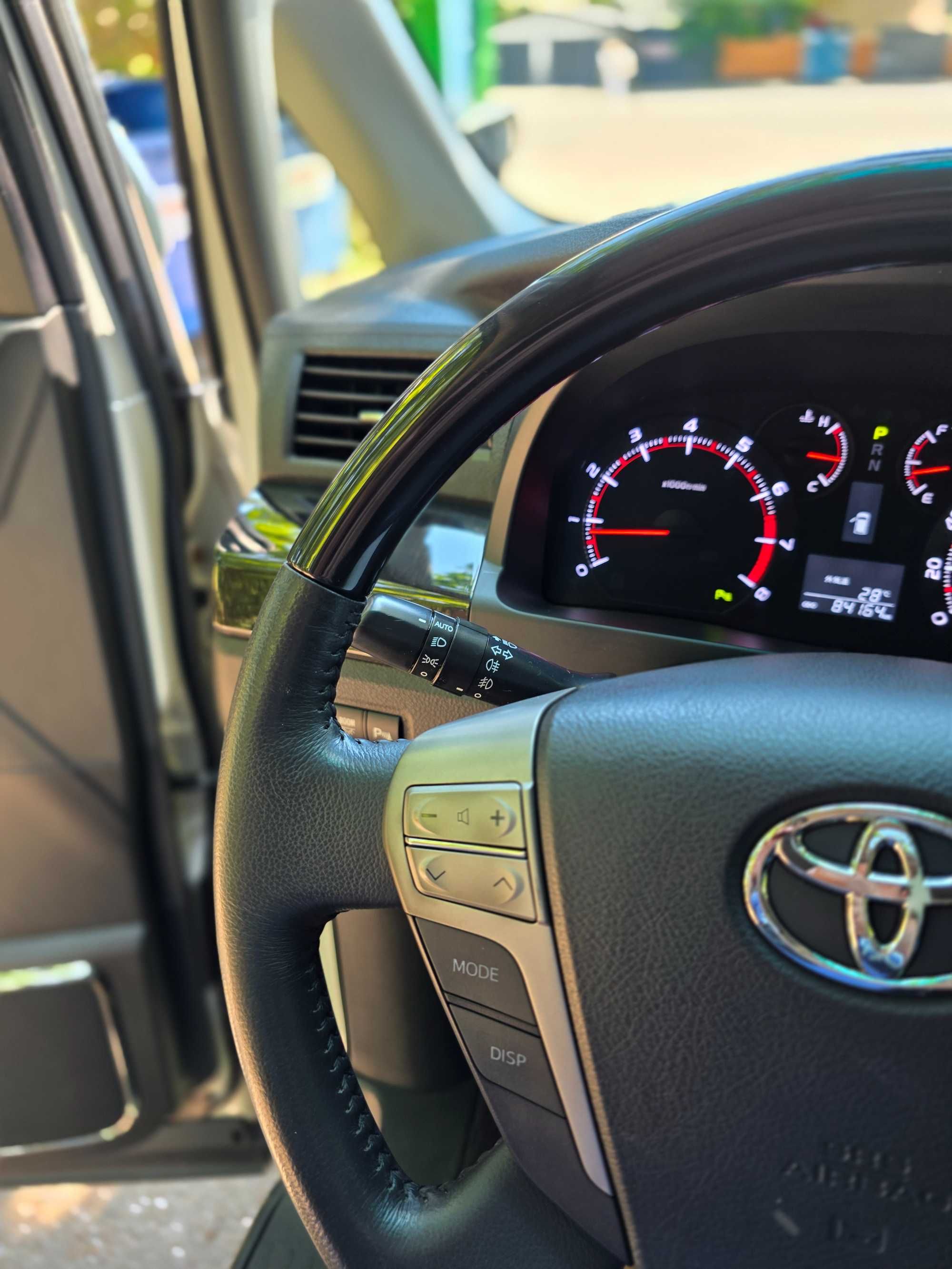 Toyota vellfire '12 Golden Eyes  панорама