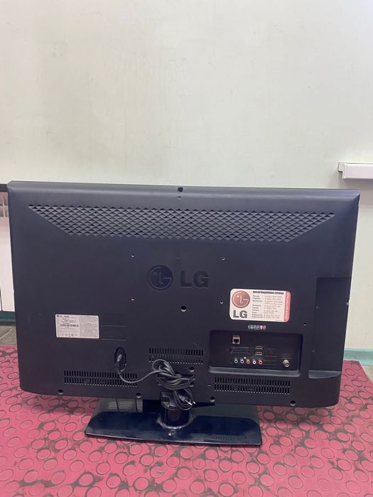 Телевізор LG 32CS460T б/в