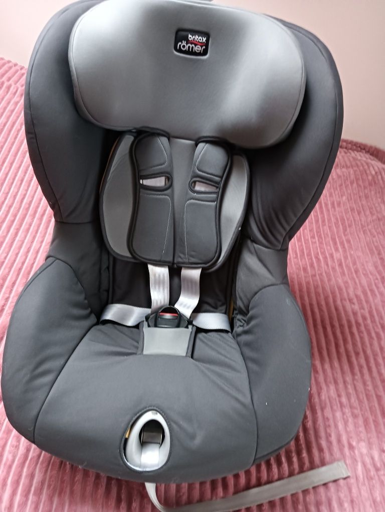 Fotelik samochodowy britax römer
