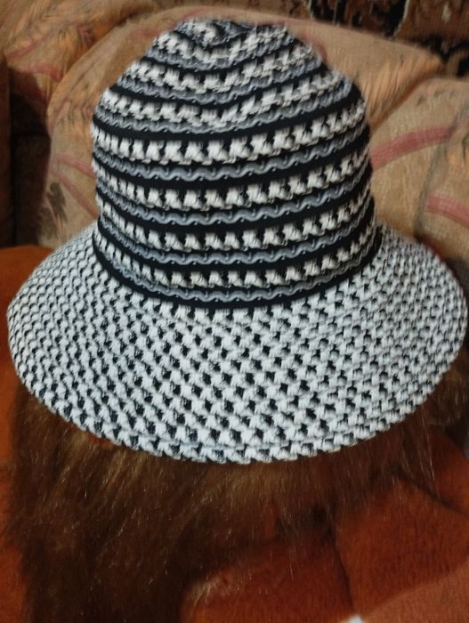 Капелюх жіночий від сонця