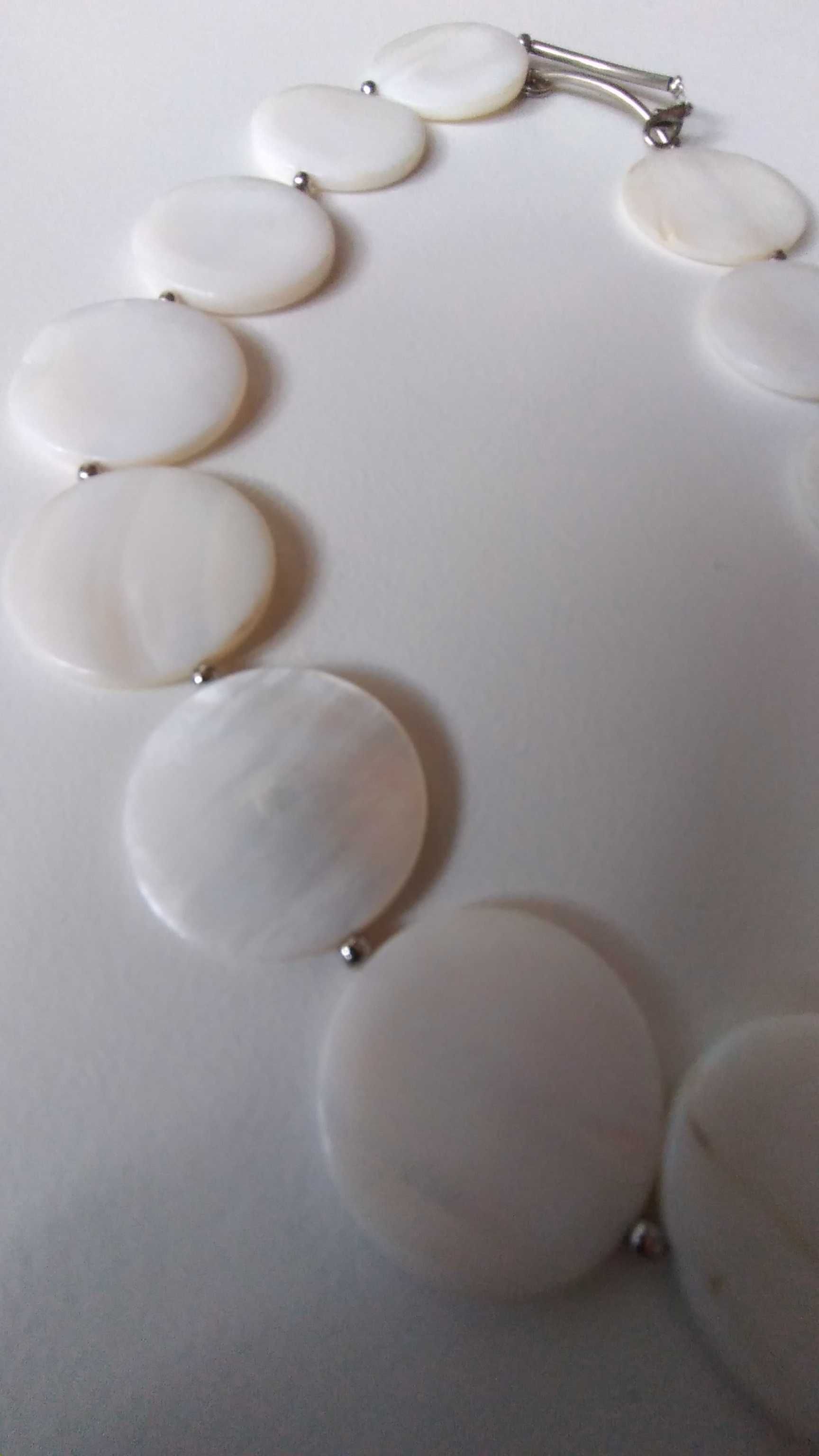Komplet bizuterii perłowej, naszyjnik 52cm+kolczyki