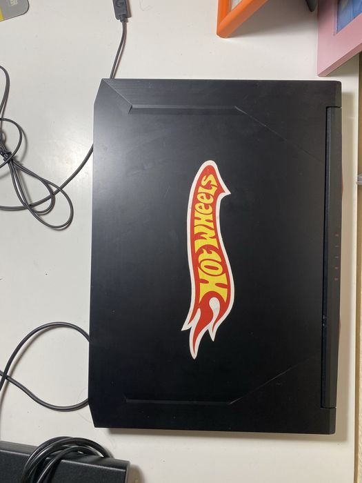 Acer nitro 5 rtx2060 16gb ram core i5 10gen