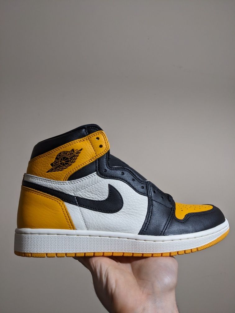 Nike Jordan 1 High Taxi