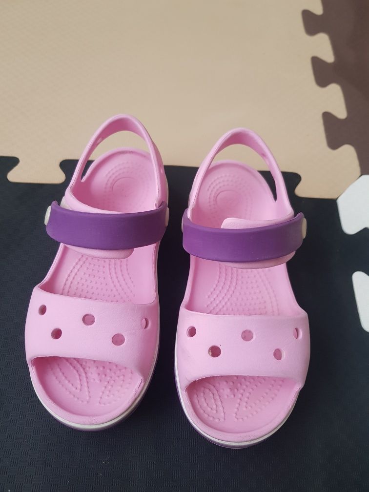 Сандали Crocs на девочку, кроксы