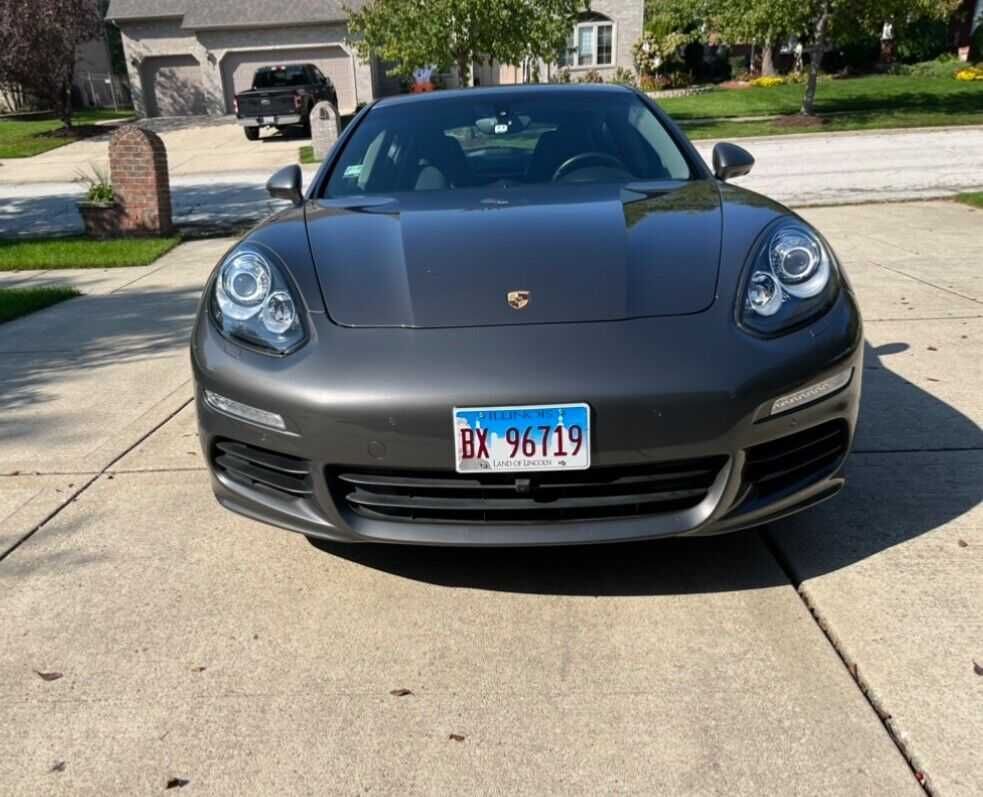 2014 Porsche Panamera S HYBRID