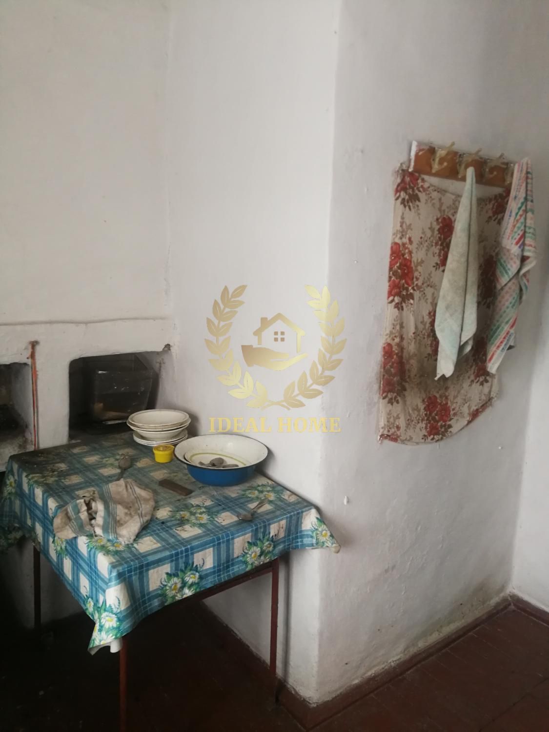 Продам затишний дерев'яний будинок,  Касне