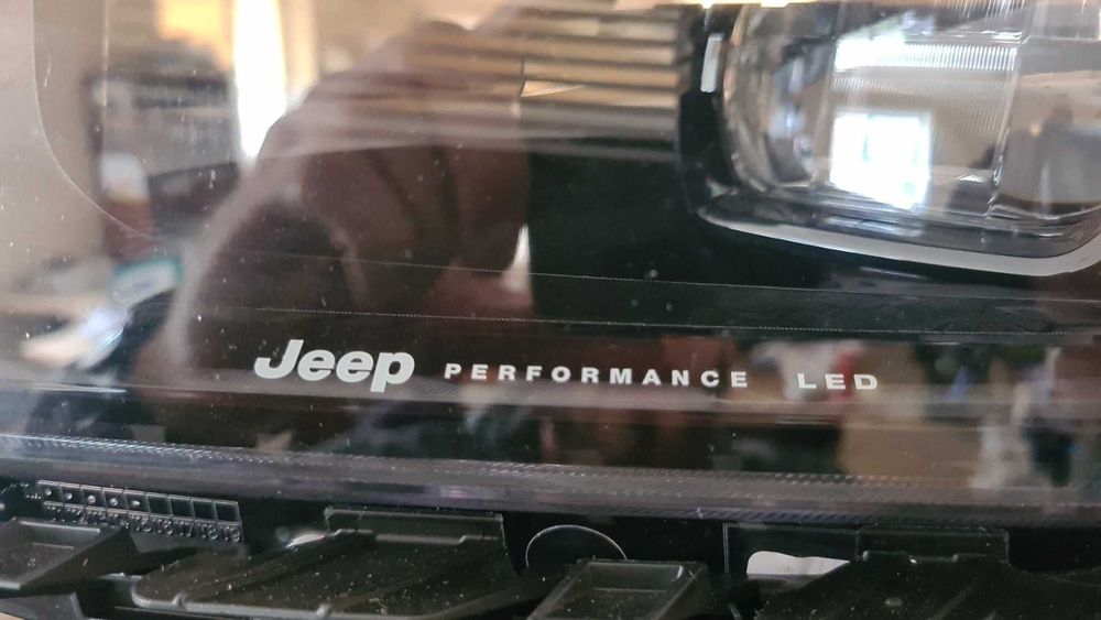 фара левая jeep avenger 52218719