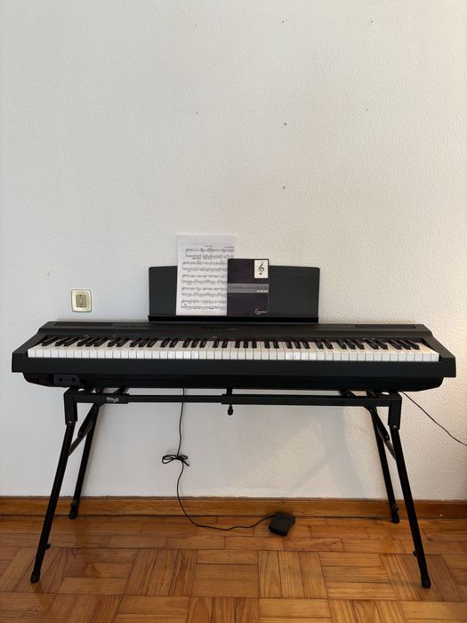 Piano digital Yamaha P-125B