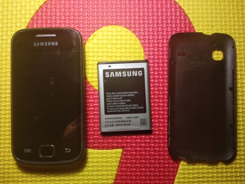 Samsung gt-s5660 Під відновлення чи запчастини