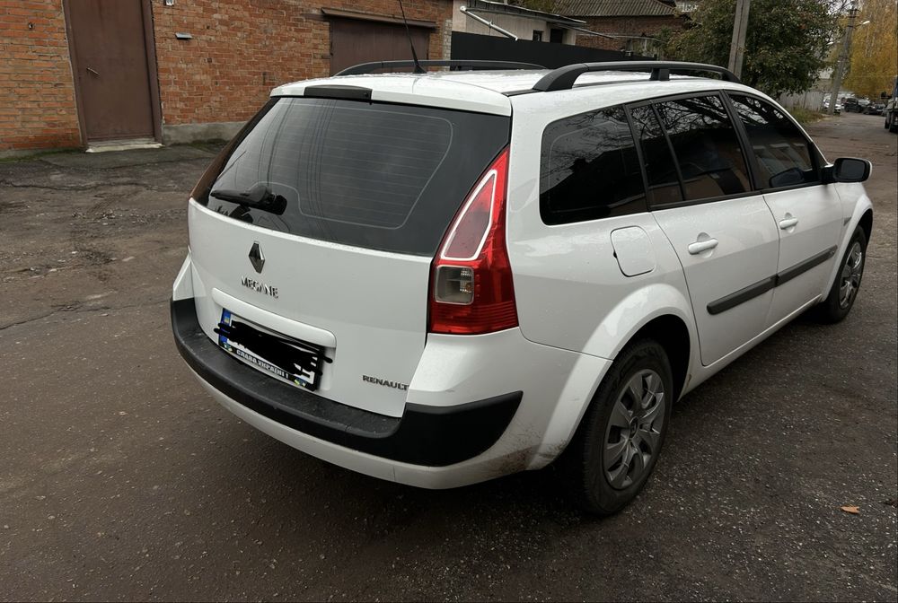 Продам авто рено меган 2