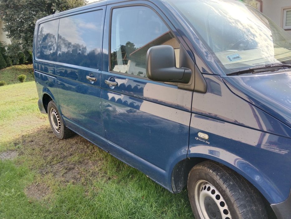 Sprzedam busa VW T-5 blaszaka