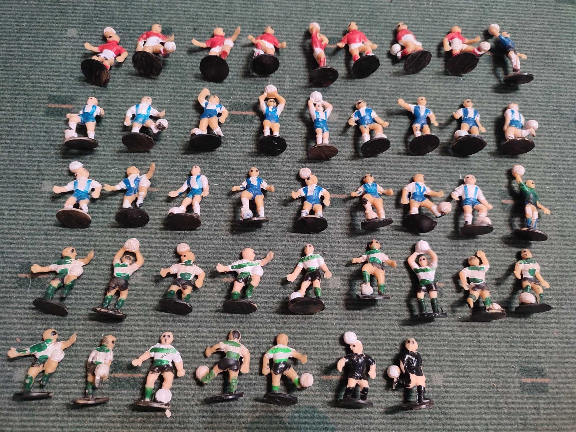 43 Bonecos de Futebol Colecionáveis