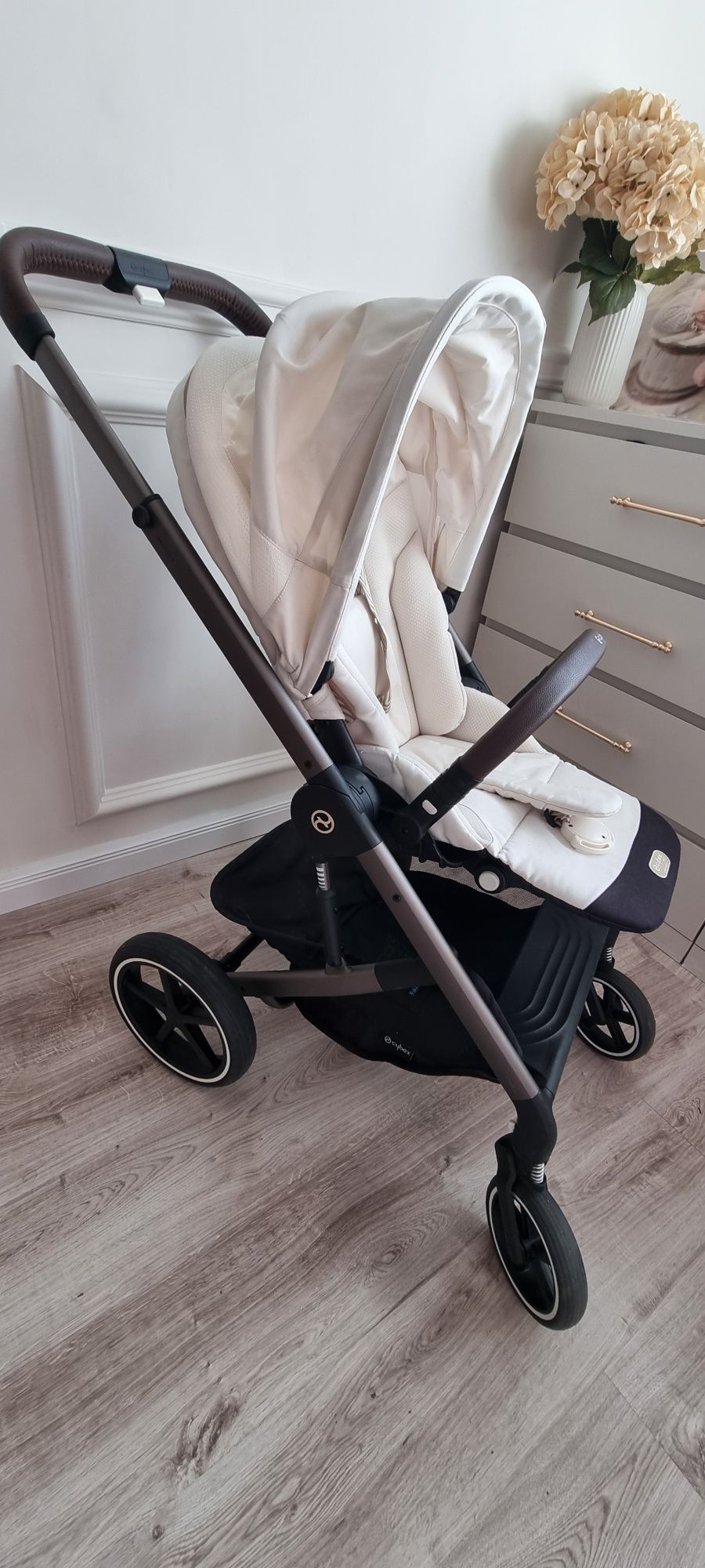 Cybex Balios S Lux - Biały 2.0
Wózek w świetny