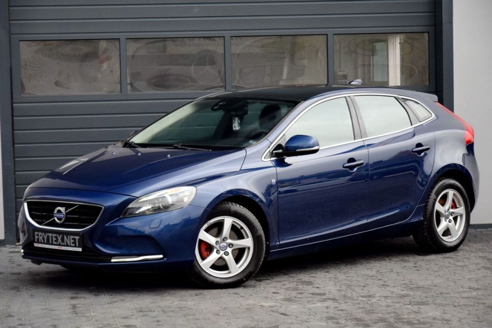 Volvo V40 2.0 (120 KM) Ocean Race * Skóra * Panorama * Kamera Cofania *