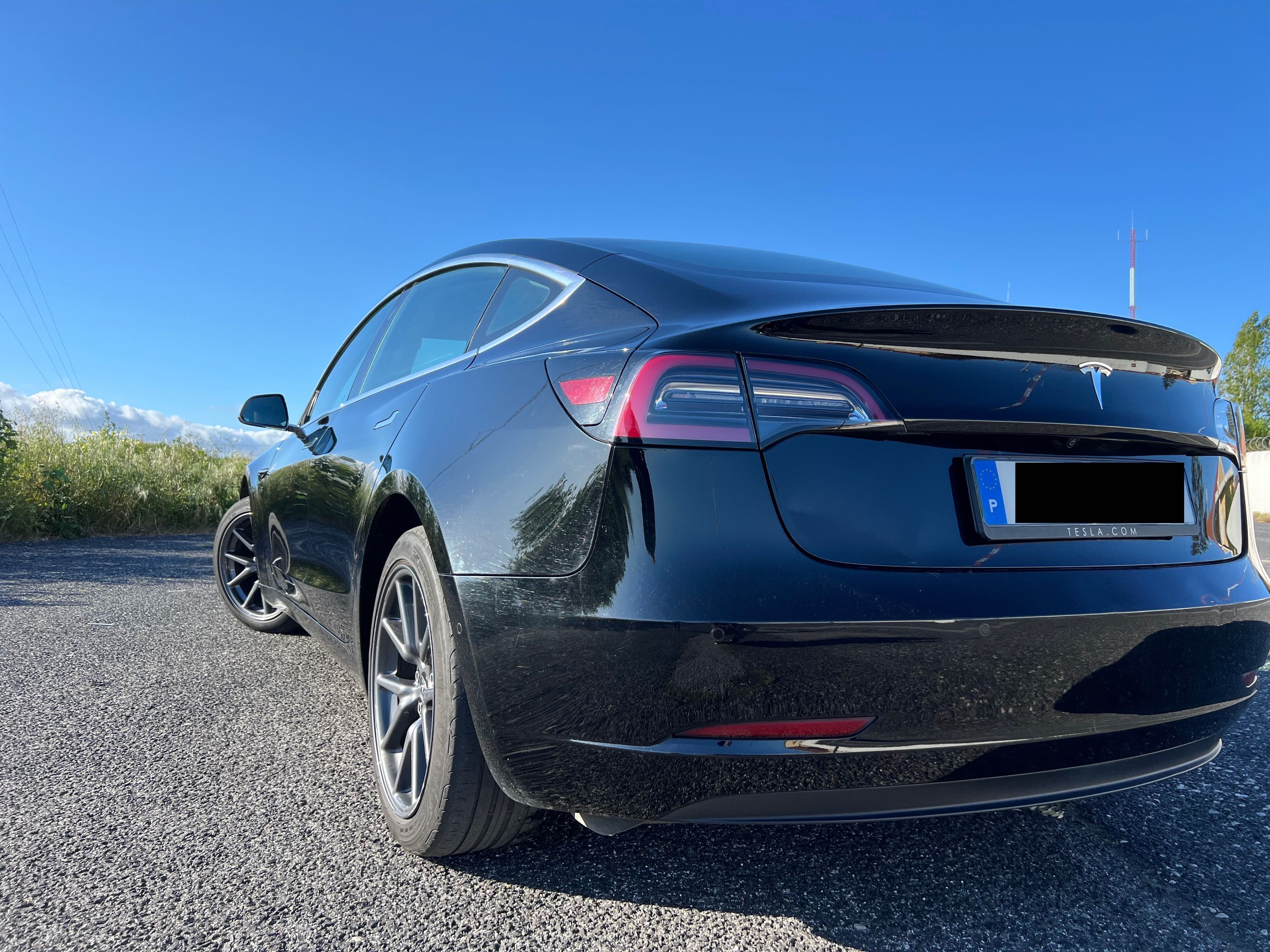 Tesla Model 3 - Standard Range Plus