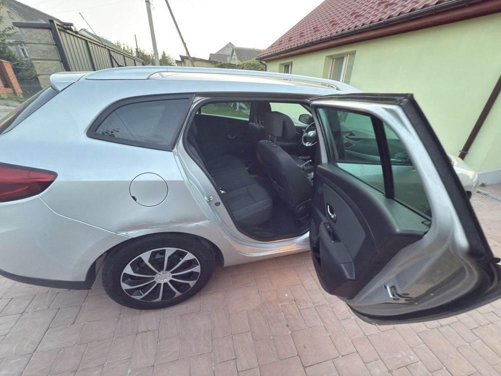 Megane 3 1.5 дизель 2011 р