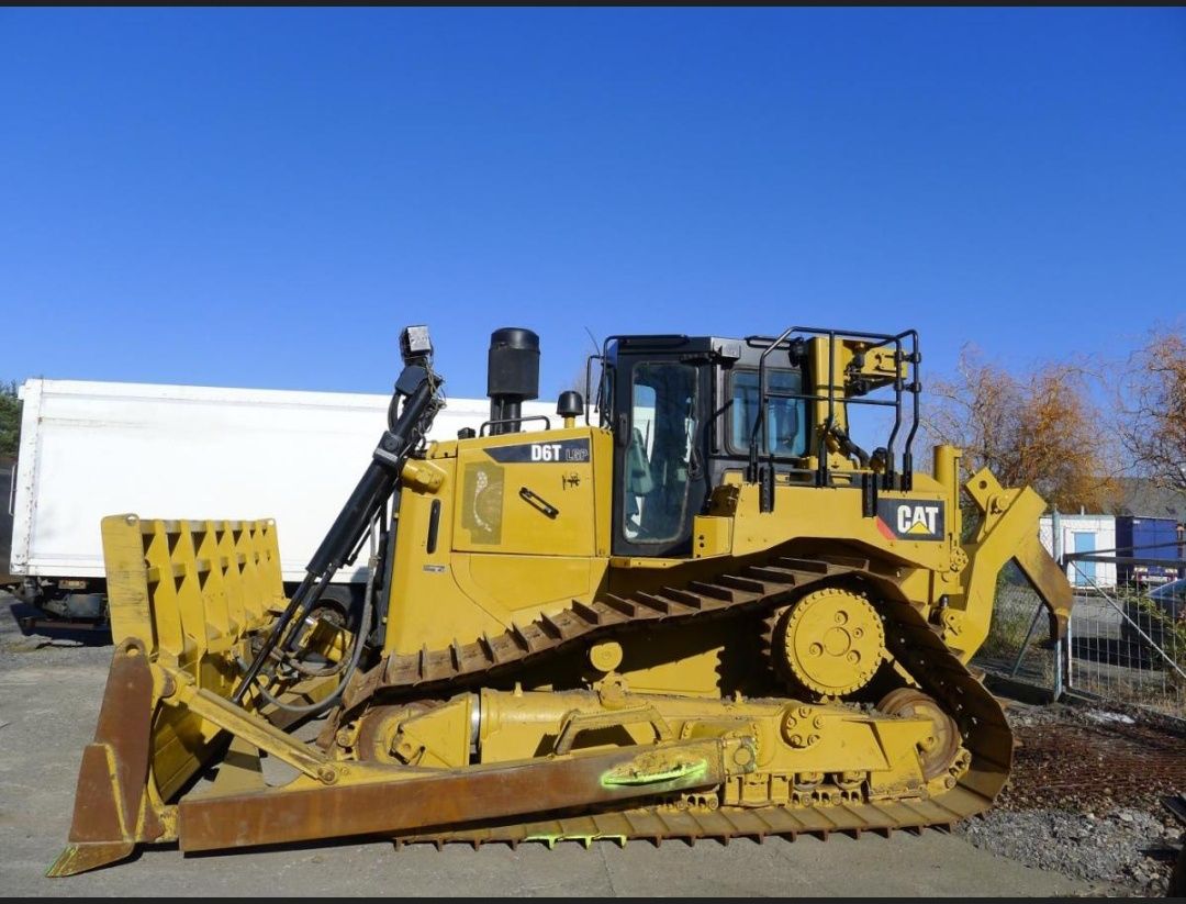 Caterpillar
Buldozer D6T-LGP